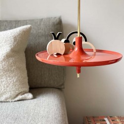 Table suspendue Rouge